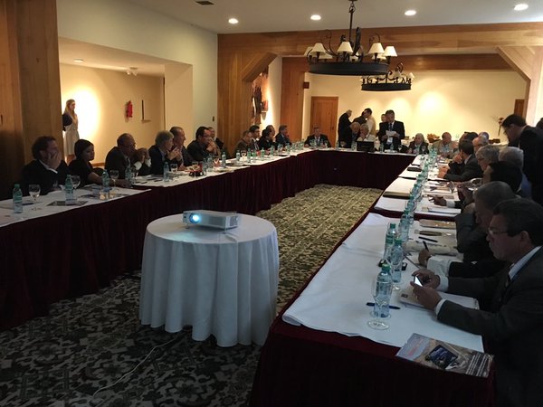 Fotografía de la reunión de delegados del CILA el 19 de noviembre de 2015 | Créditos: José Agüero R. en Twitter (@joseaguero222)